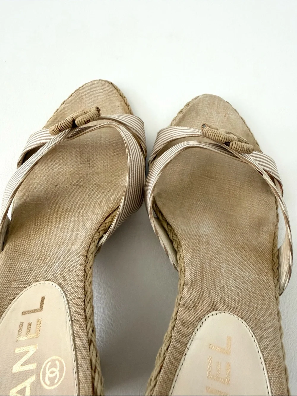 CHANEL | Vintage CC Logo Espadrille Wedge Sandal Slide Beige Cream EU 37.5
